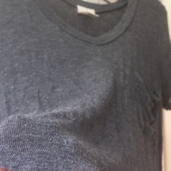 Grey v neck - Picture 2 of 3